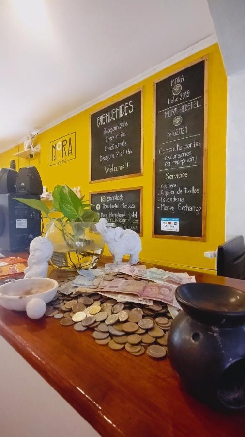 Mora Hostel Мендоса Экстерьер фото