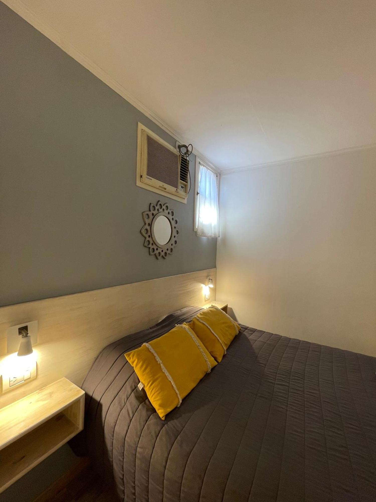 Mora Hostel Мендоса Экстерьер фото
